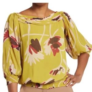 Vertigo Flower Top NWTS